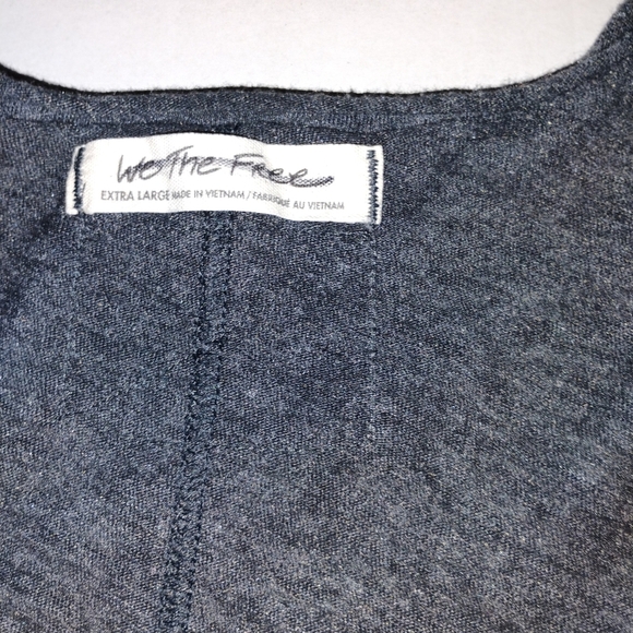We The Free Deep V-Neck Long Sleeve Tee XL | Soft Cotton | Boho Casual - Picture 3 of 5